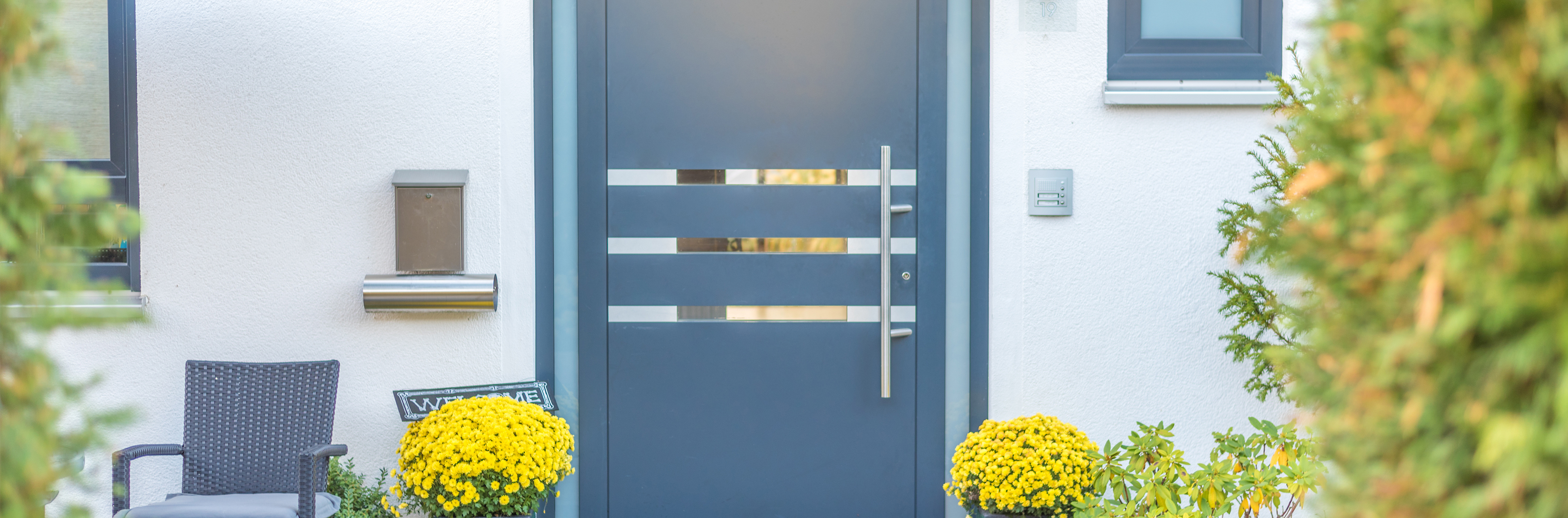 Türenbau für Pflegeleichte Alu-Sicherheitshaustür zum Einbau in Schwerin Heilbronn und Sinsheim